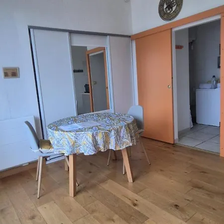 181 Albion Beautiful View And Pool! Daire