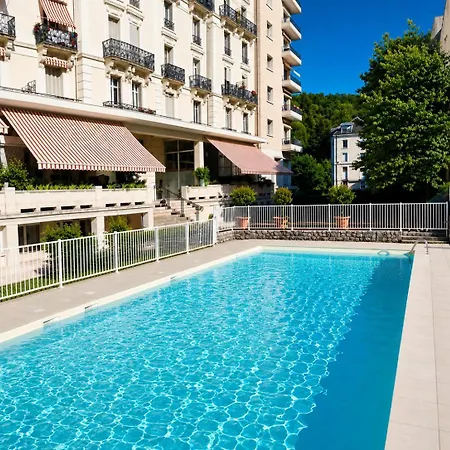 Vue Dent Du Piscine Proche Thermes Apartman